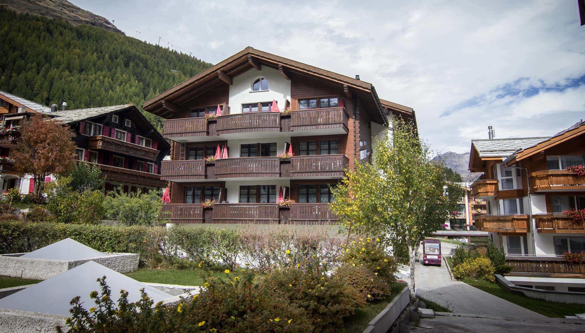 Bed and Breakfast Berghof Garni - The Dom Collection Зас-Фе Экстерьер фото