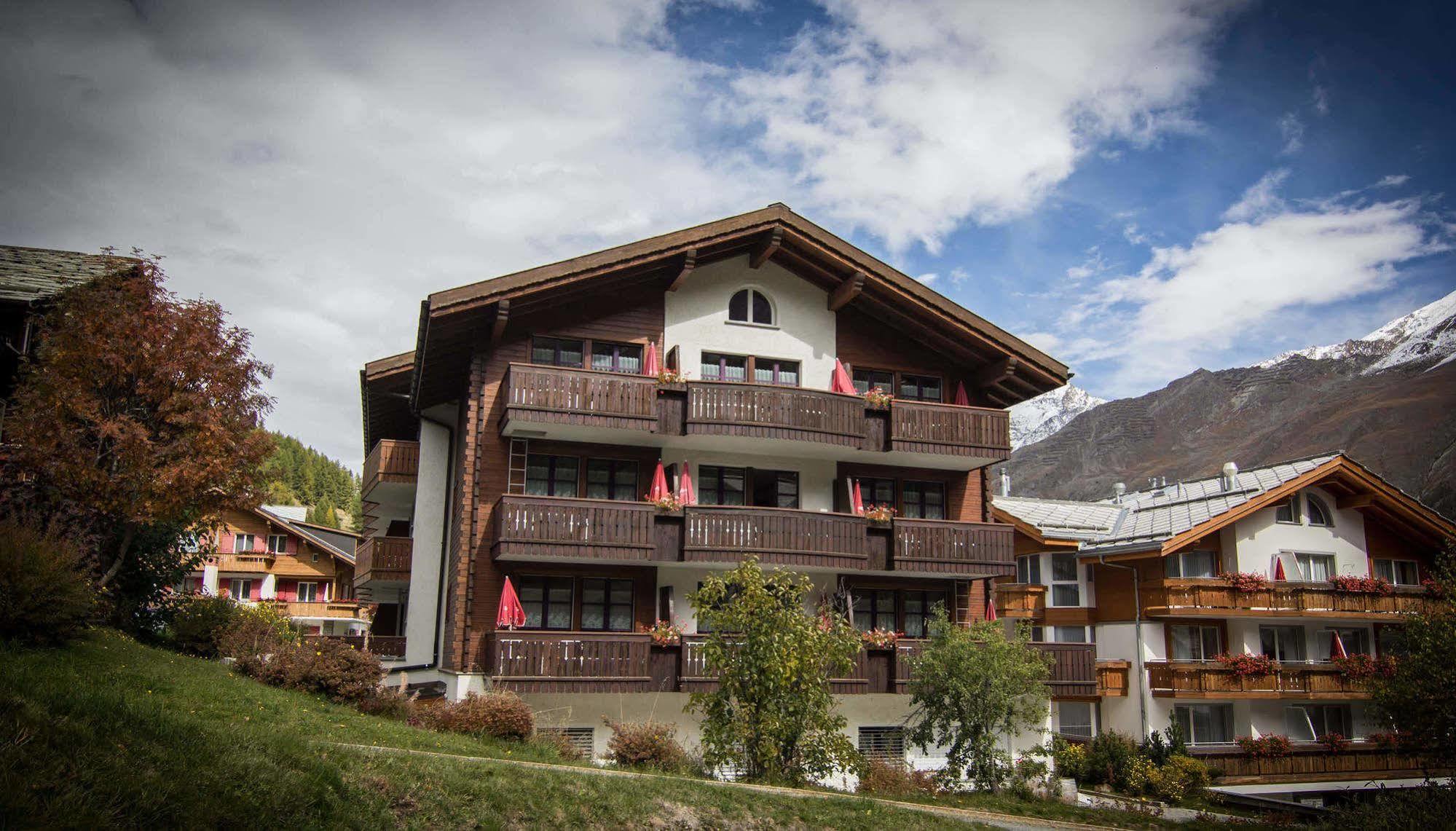 Bed and Breakfast Berghof Garni - The Dom Collection Зас-Фе Экстерьер фото